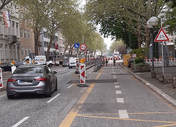 Foto von der Gefahrenstelle auf der Adenauerallee